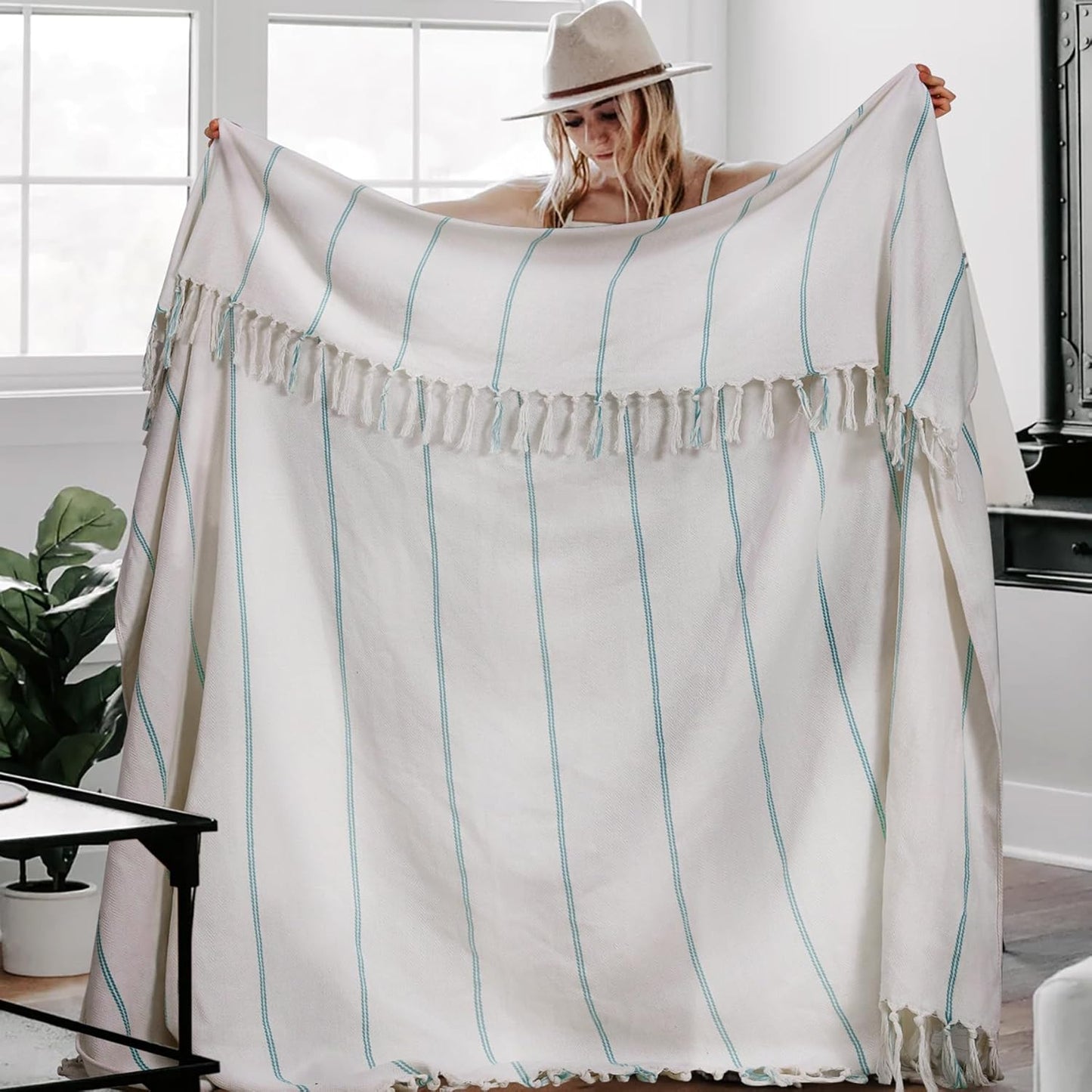 Large Cotton Turkish Throw Blanket Lightweight Breathable Home Decoration Women Birthday Gifts Ideal for Mom Grandma Wife Sister Girlfriend Her Boss Coworker Retirement New Home Hoursewarming